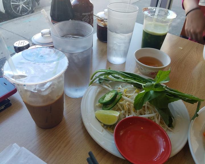 Viet Nam Cuisine & Sushi